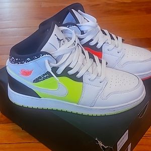 SOLD Air Jordan 1 Mid multi